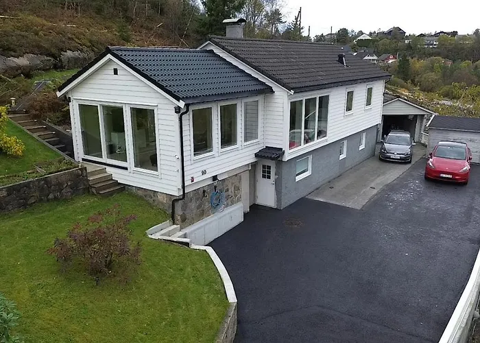 Fjordclaw Snm- Adjoining The & Nature, Free Parking Leilighet Bergen